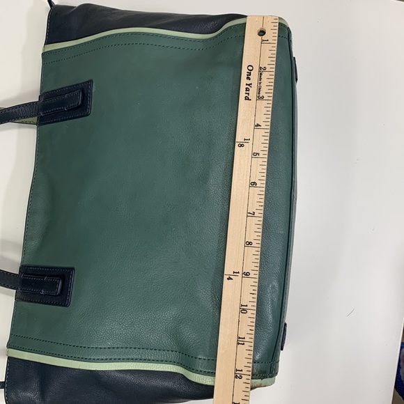 Fossil Woman’s Emma Leather Tote - Picture 9 of 15